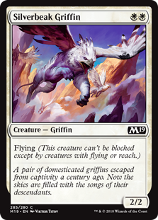 Silverbeak Griffin (Magic 2019 Core Set) Light Play
