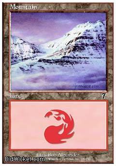 Mountain (338) (7th Edition) Medium Play