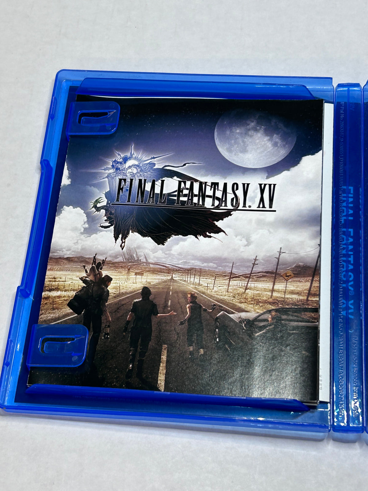 Final Fantasy XV [Day One Edition] (PS4)(CIB)