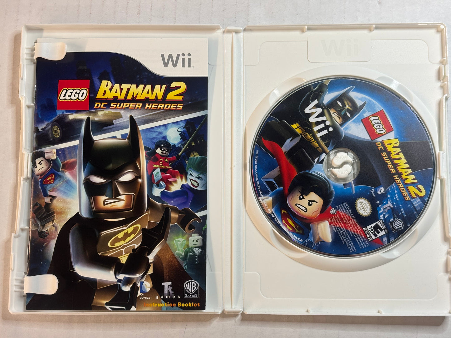 LEGO Batman 2 DC Super Heros (Wii)