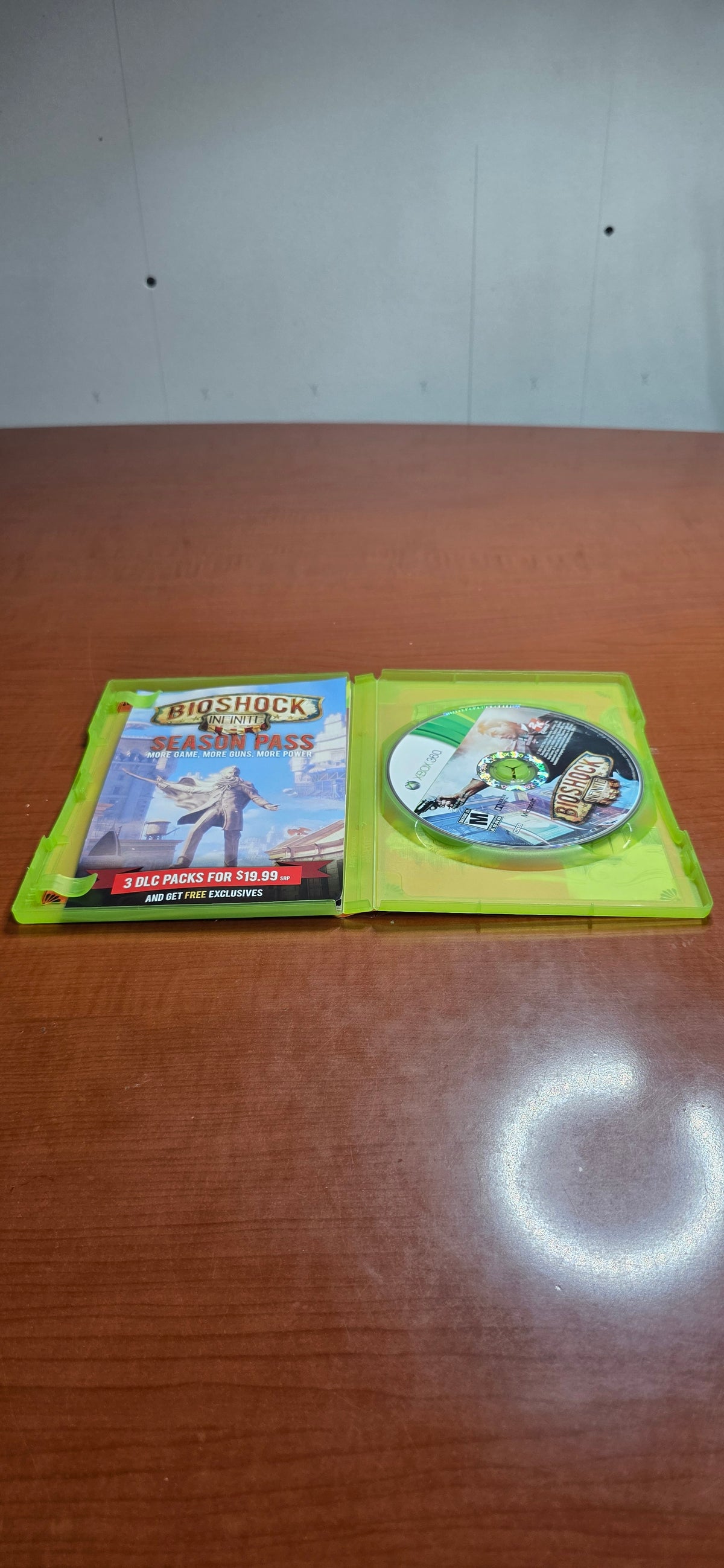 Bioshock Infinite (Xbox 360) [in box complete]