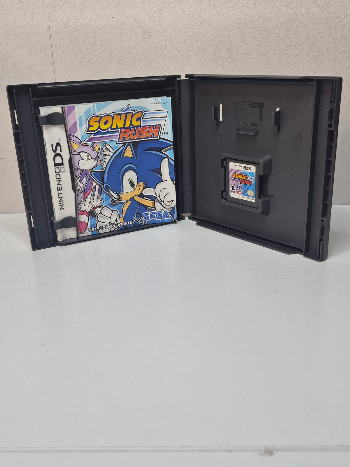 Sonic Rush (Nintendo DS) (CIB)