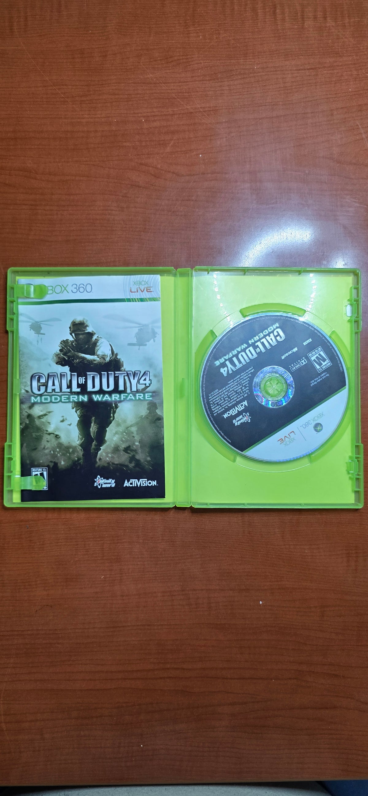 Call of Duty 4 Modern Warfare (Xbox 360) [in box complete]