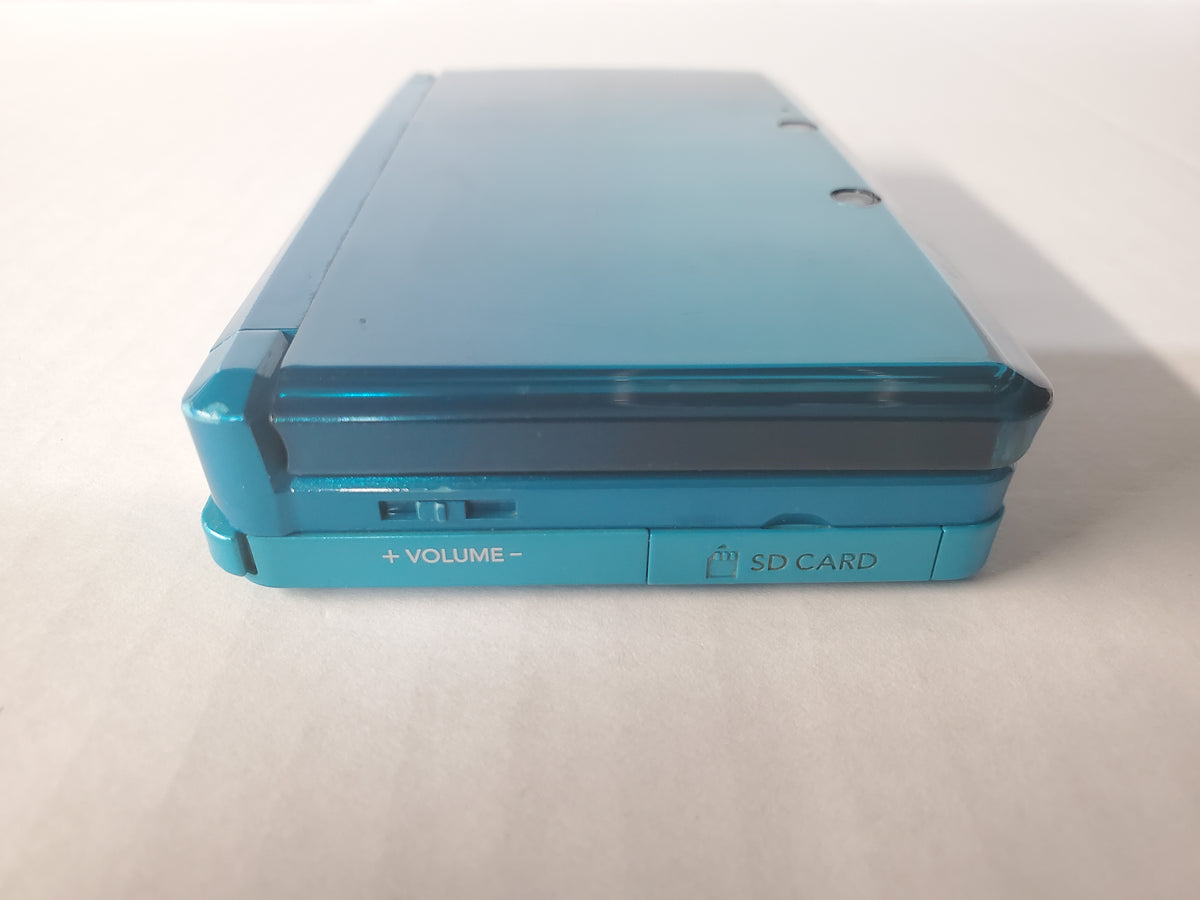 Nintendo 3DS Aqua Blue [With Charger] (3DS)