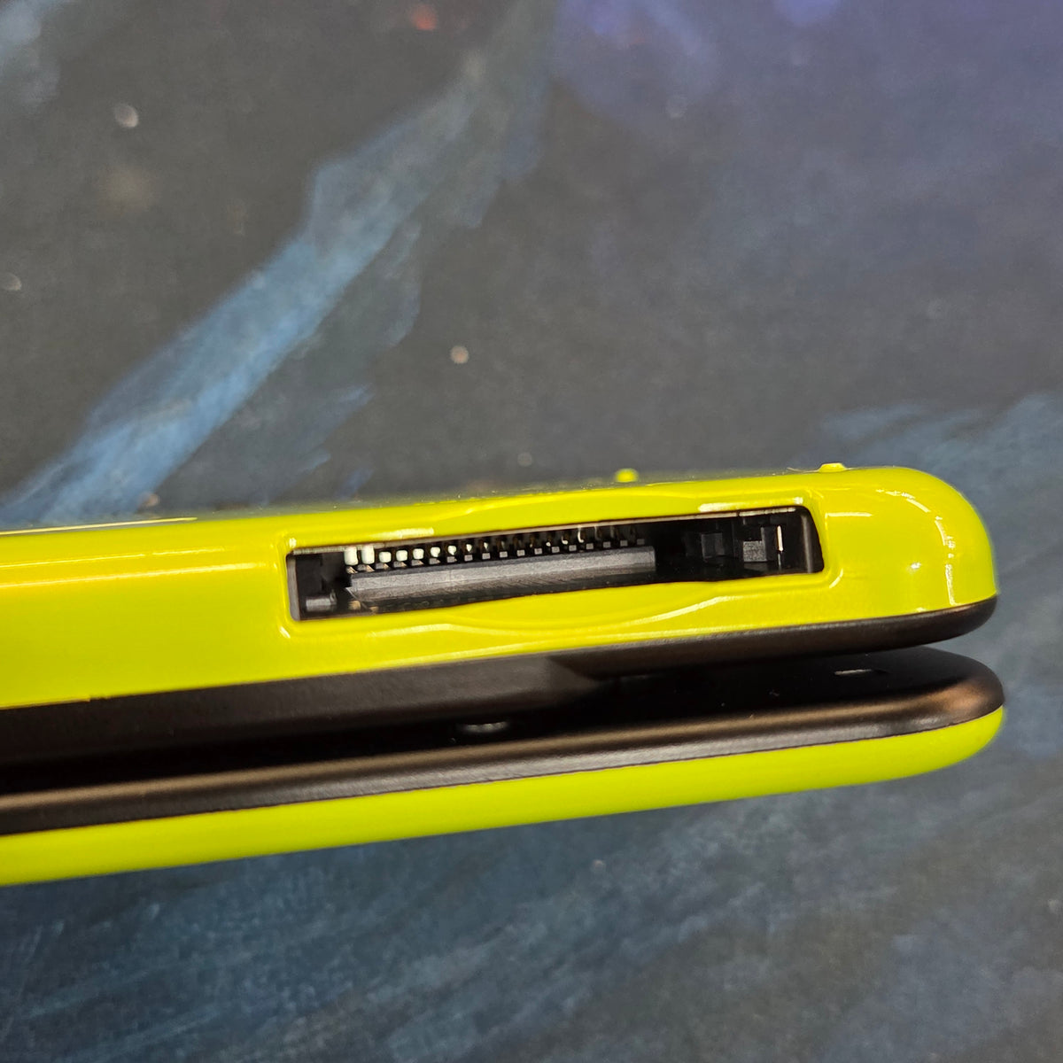 "New" Nintendo 3DS XL - Lime Green w/charger