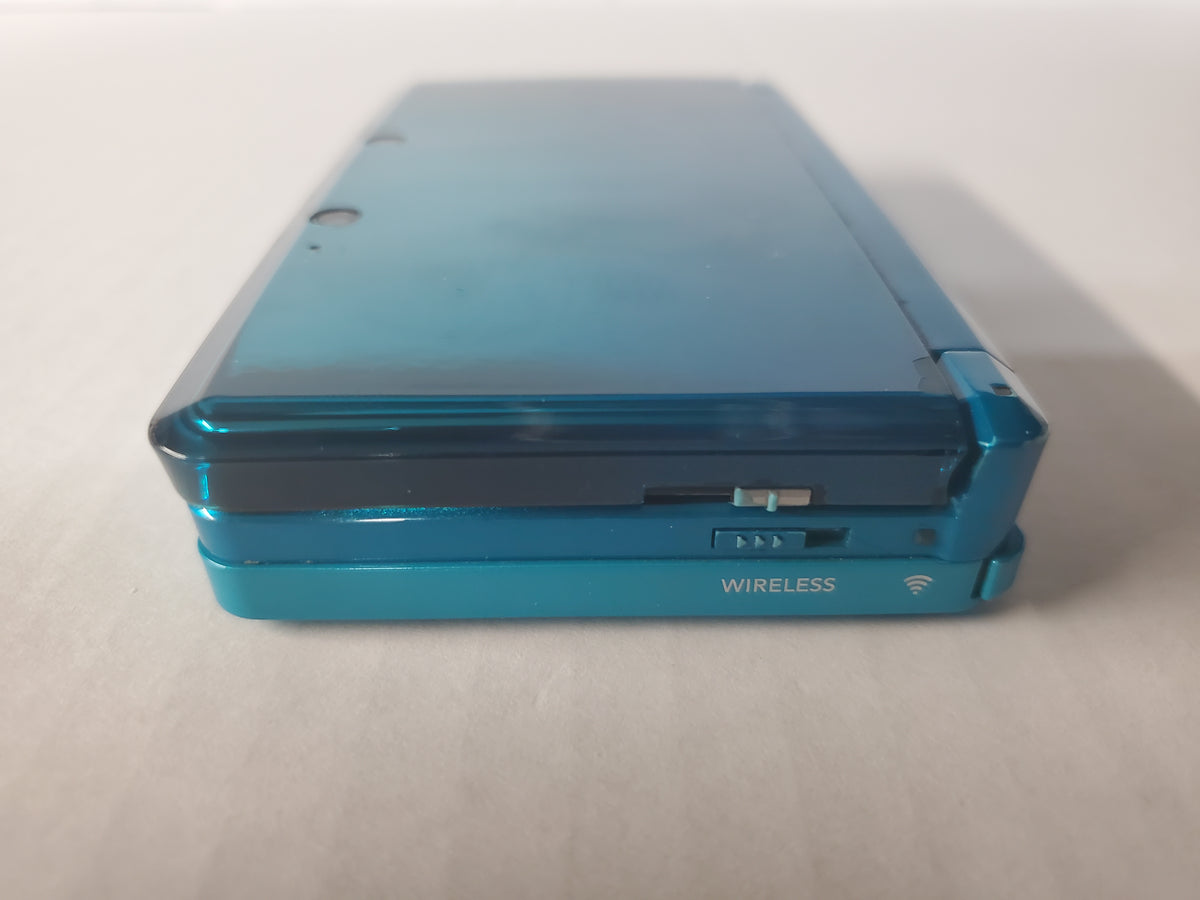 Nintendo 3DS Aqua Blue [With Charger] (3DS)